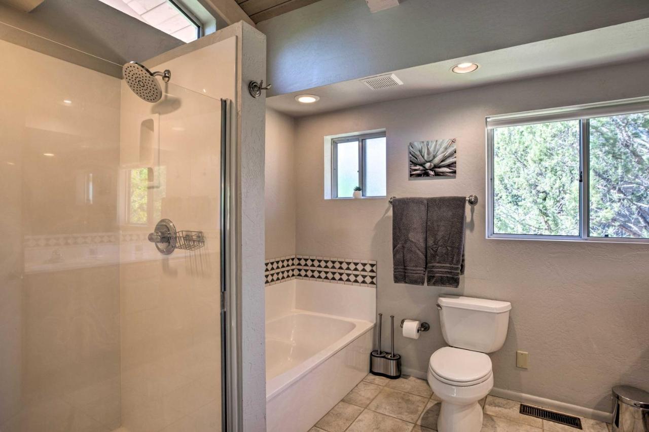 Sedona Hideaway With Swim Spa And Private Tavern! Exteriör bild